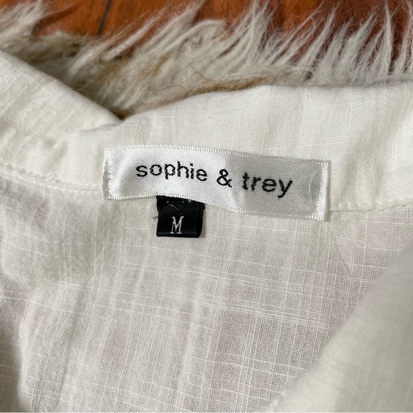 Sophie & Trey button front belted short jumpsuit/romper - Picture 8 of 10